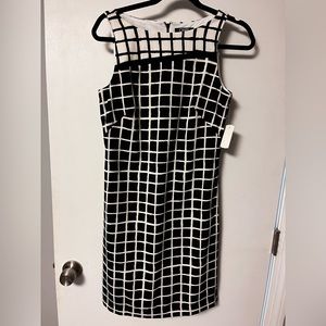 Chaps Dress size 4 Black and white